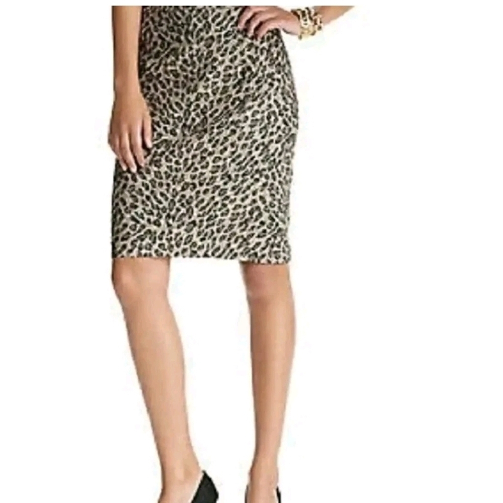 Ann‎ Taylor • Wool Animal Print Pencil Skirt